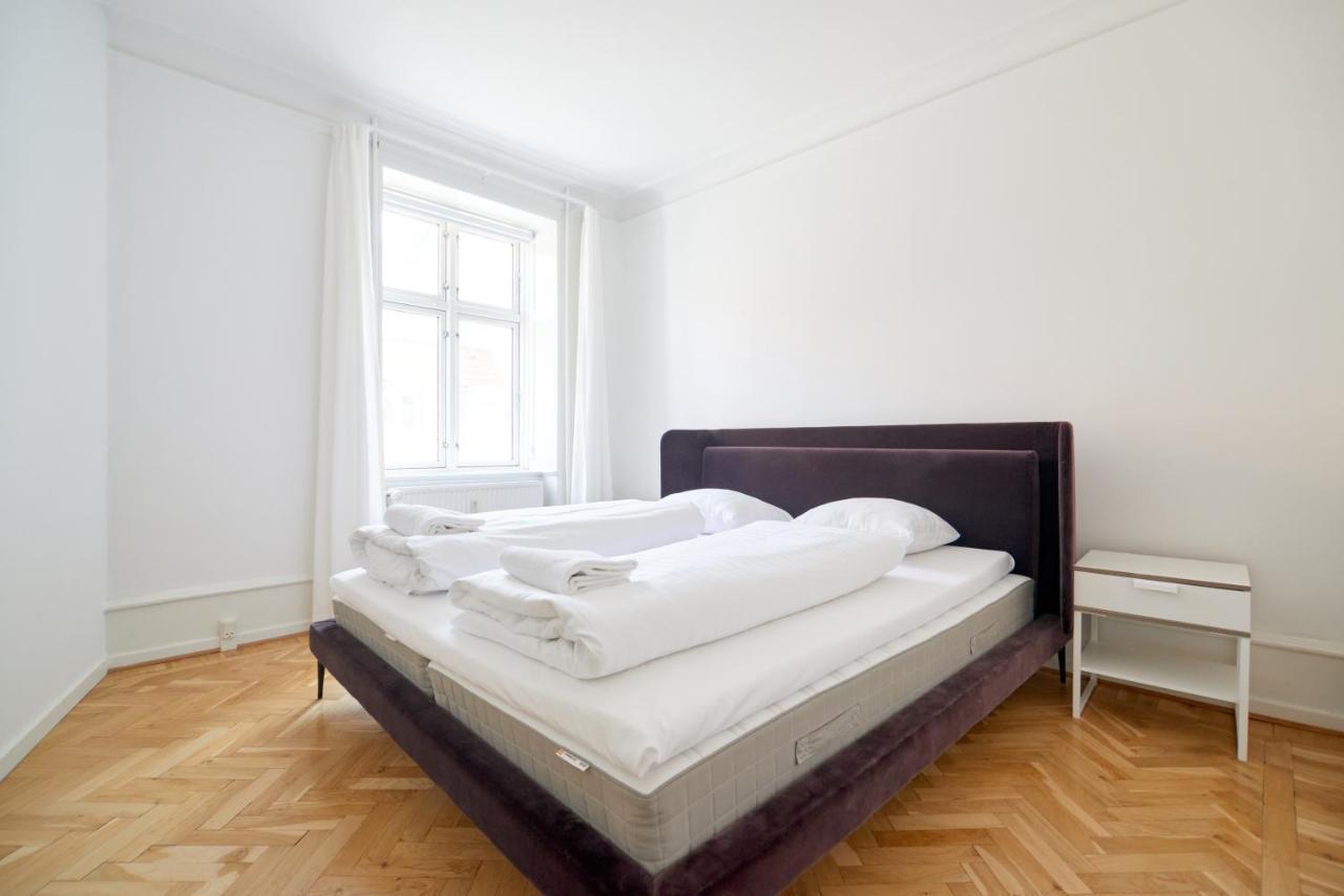 Xl Flat W 3 Bedrooms By Kings Garden In Cph City โคเปนเฮเกน ภายนอก รูปภาพ