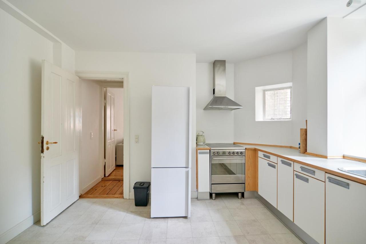 Xl Flat W 3 Bedrooms By Kings Garden In Cph City โคเปนเฮเกน ภายนอก รูปภาพ