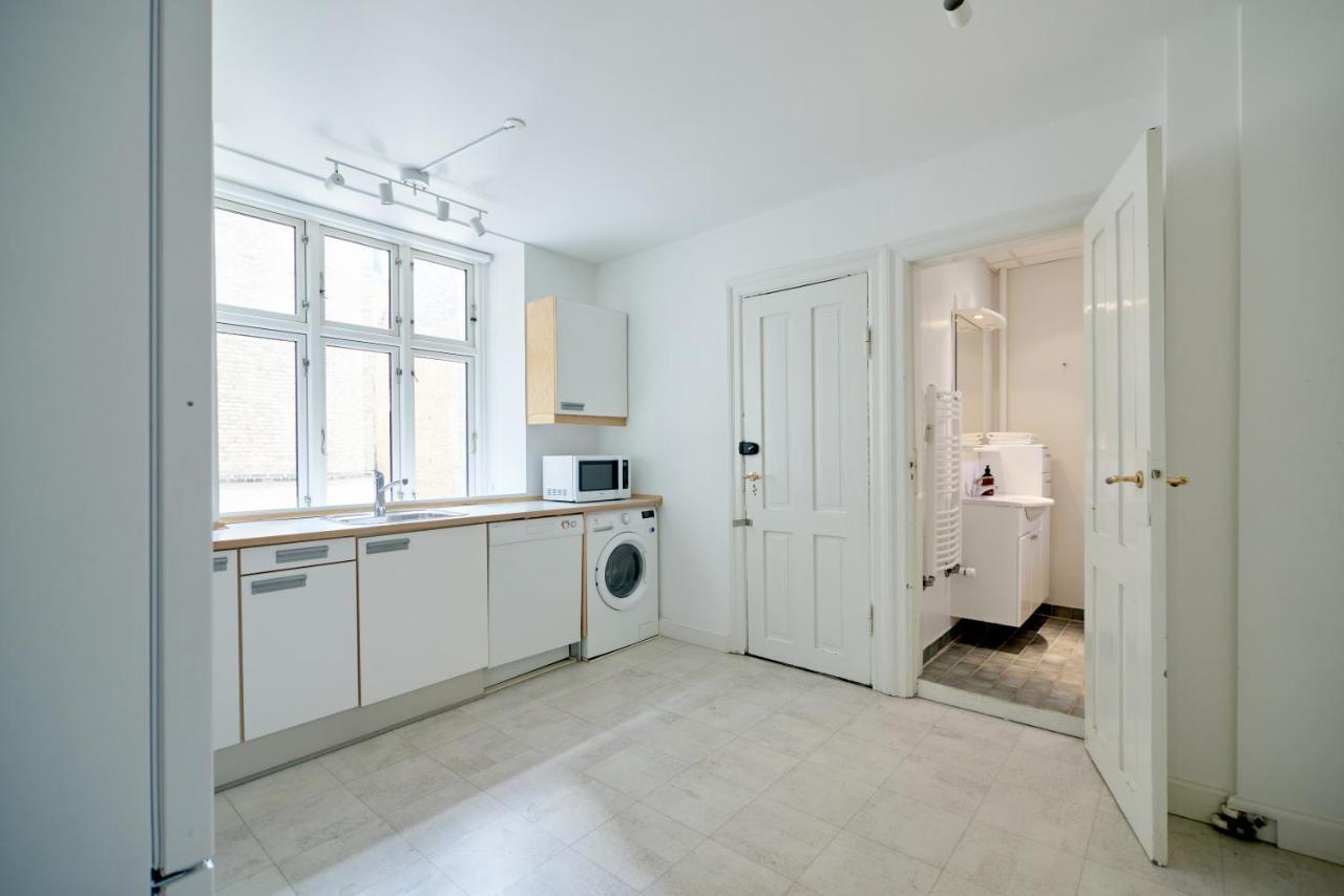 Xl Flat W 3 Bedrooms By Kings Garden In Cph City โคเปนเฮเกน ภายนอก รูปภาพ